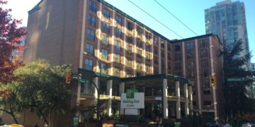 Review - Holiday Inn Hotel & Suites Vancouver Downtown