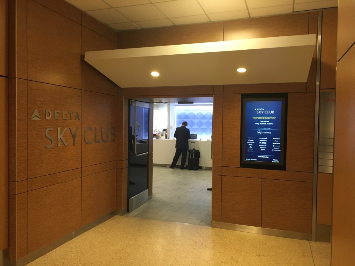 Review Delta Sky Club Lounge SeaTac Airport South Satellite
