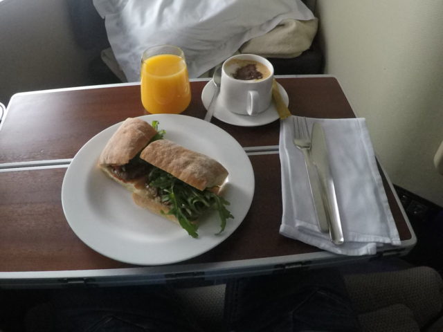 sandwich, Qantas, first class