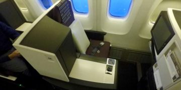 Japan airlines, business class, boeing 767, review