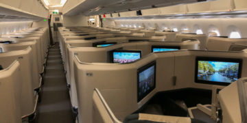 Cathay Pacific Business Class A350-1000 Hong Kong Amsterdam