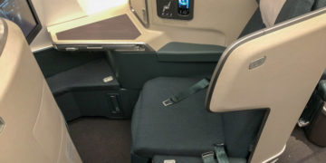 Cathay Pacific Business Class A350-1000 Hong Kong Amsterdam