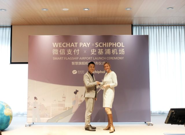 Schiphol is nu officieel een WeChat Pay Flagship Smart Airport (Bron: Schiphol)