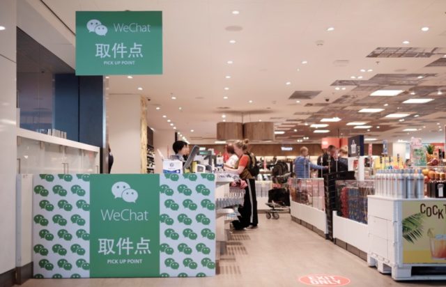 Het WeChat Pick-Up Point op Schiphol (Christian)