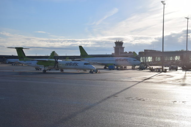 Review: Business Class AirBaltic Airbus A220-300 (CS300) Parijs-Riga