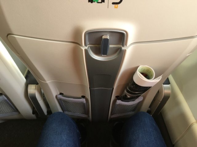 Review: Business Class AirBaltic Airbus A220-300 (CS300) Parijs-Riga