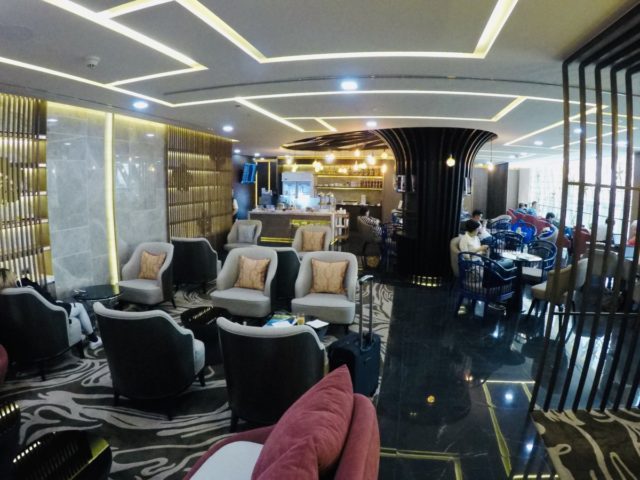 china airlines, dynasty lounge, zitgedeelte