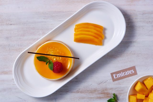 Emirates serveert reizigers nieuwe zomerdesserts