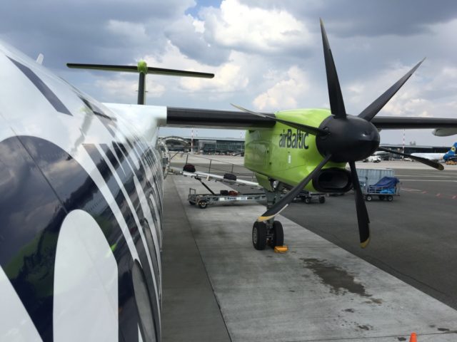 Review: Business Class airBaltic Bombardier Dash 8 Q400 Riga-Vilnius