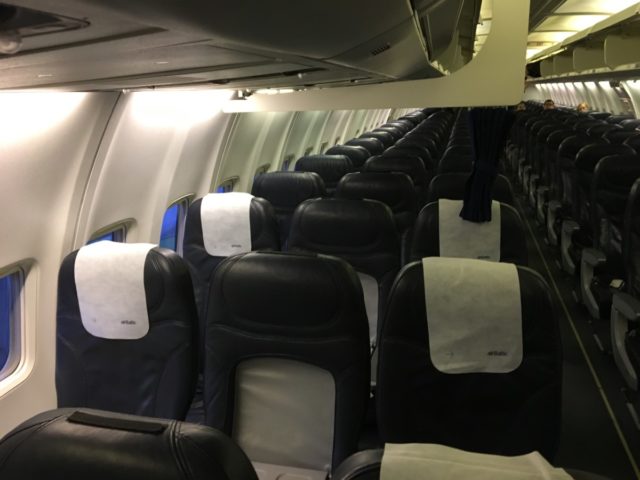 Review: Business Class airBaltic Boeing 737-300 Vilnius-Riga