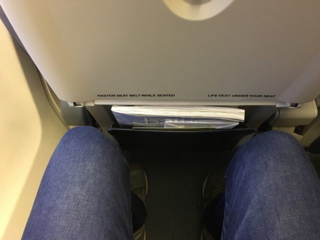 Review: Business Class airBaltic Boeing 737-300 Vilnius-Riga