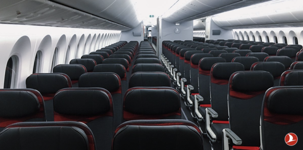 Economy Class cabine in de nieuwe Boeing 787 Dreamliner van Turkish Airlines (Bron: Twitter / Turkish Airlines)