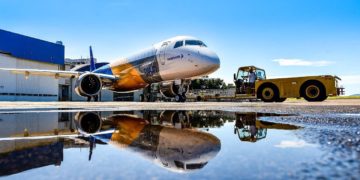 KLM toont interesse in Embraer 195-E2 tijdens Paris Air Show