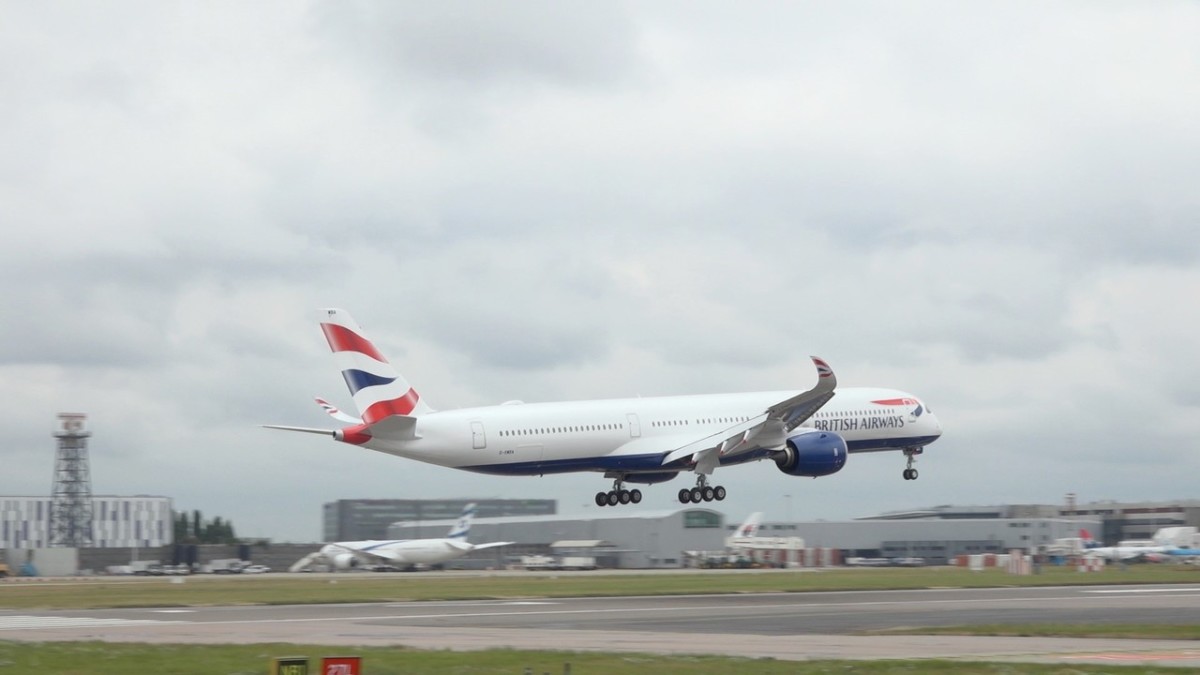 British Airways’ eerste A350 geland op Londen Heathrow