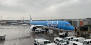 Review: KLM World Business Class - Boeing 787-10 Dreamliner