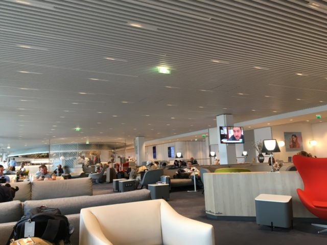 Review: Air France Lounge Paris CDG Terminal 2E Hall L