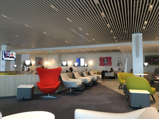 Review: Air France Lounge Paris CDG Terminal 2E Hall L