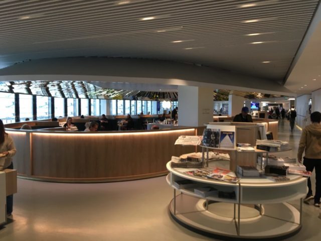 Review: Air France Lounge Paris CDG Terminal 2E Hall L