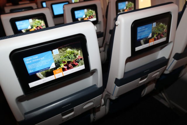 KLM Boeing 787-10 Dreamliner Economy Class