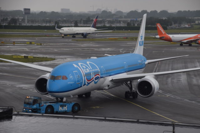 Review: KLM World Business Class - Boeing 787-10 Dreamliner