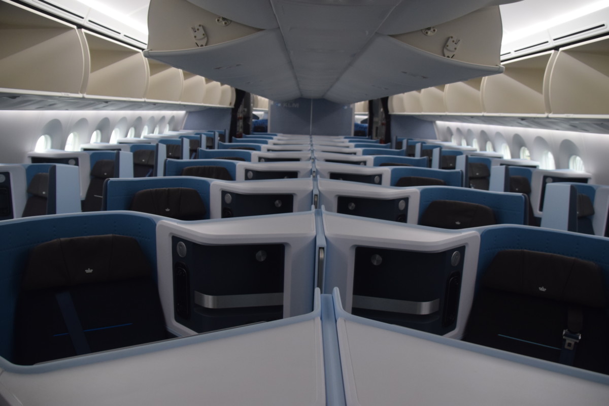 Review: KLM World Business Class - Boeing 787-10 Dreamliner