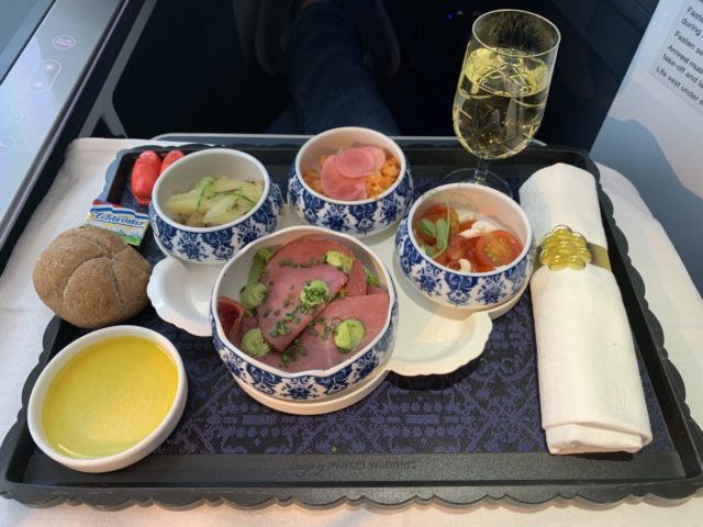 Review: KLM World Business Class - Boeing 787-10 Dreamliner