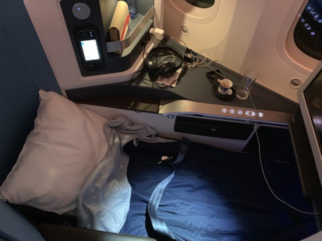 Review: KLM World Business Class - Boeing 787-10 Dreamliner