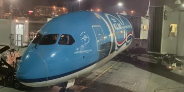 Review: KLM World Business Class - Boeing 787-10 Dreamliner