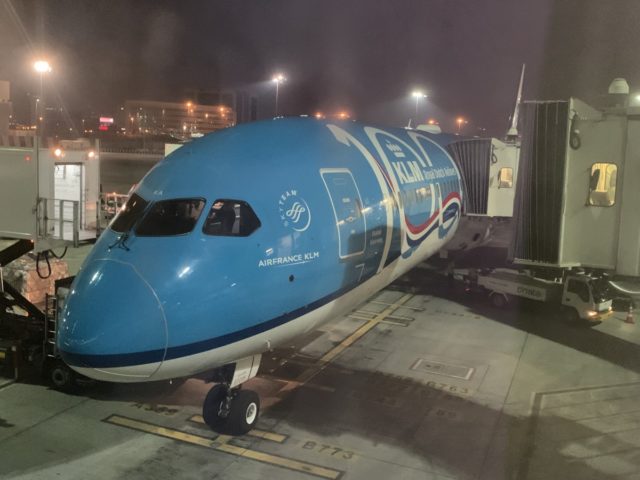 Review: KLM World Business Class - Boeing 787-10 Dreamliner