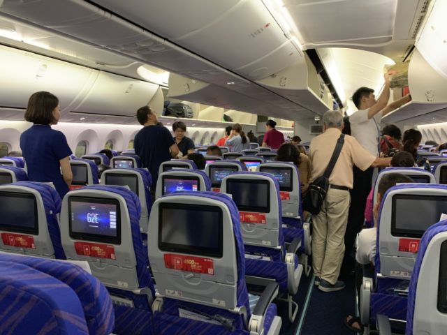 Review: China Southern Economy Class – Boeing 787-8 Dreamliner