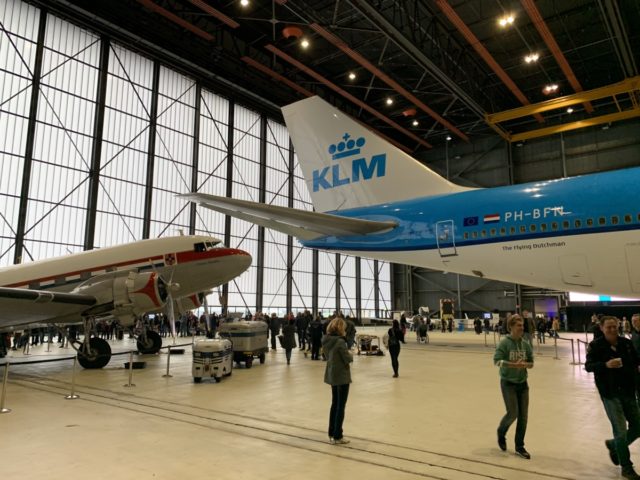 De KLM100 Experience in Hangaar 10 - InsideFlyer was erbij