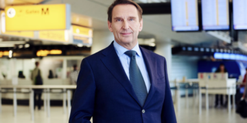 schiphol, commercieel directeur, André van den Berg