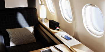 De nieuwe First Class cabine in de SWISS Airbus A340 (Bron: SWISS)