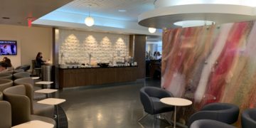 Review: Delta Sky Club Lounge Los Angeles Terminal 3 Mezzanine Level