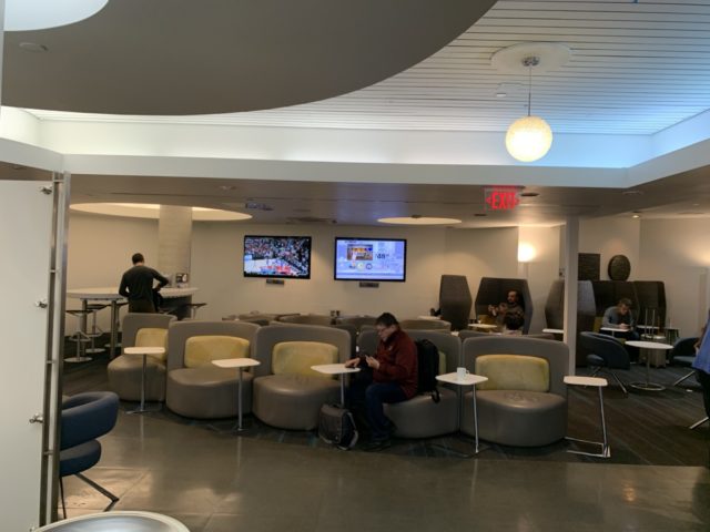 Review: Delta Sky Club Lounge Los Angeles Terminal 3 Mezzanine Level