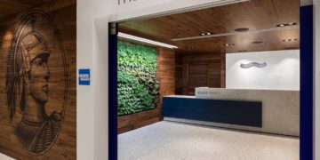 American Express opent grootste Centurion Lounge in Los Angeles