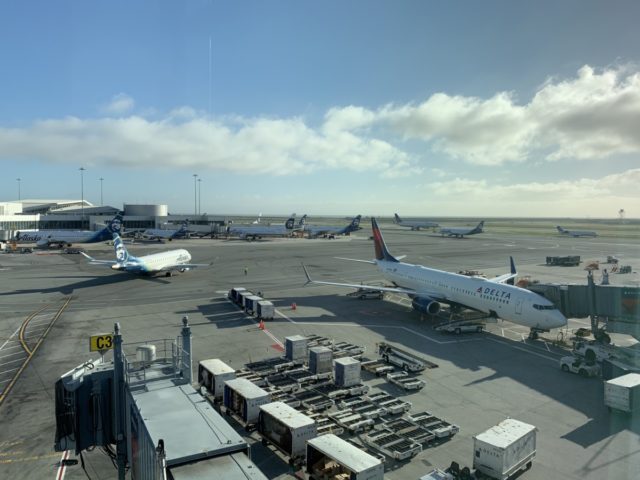 Review - Delta Sky Lounge San Francisco Terminal 1 nabij Gate C3