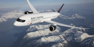 Boeing 787-9 Dreamliner van Air Canada boven de Rocky Mountains (Bron: Air Canada)