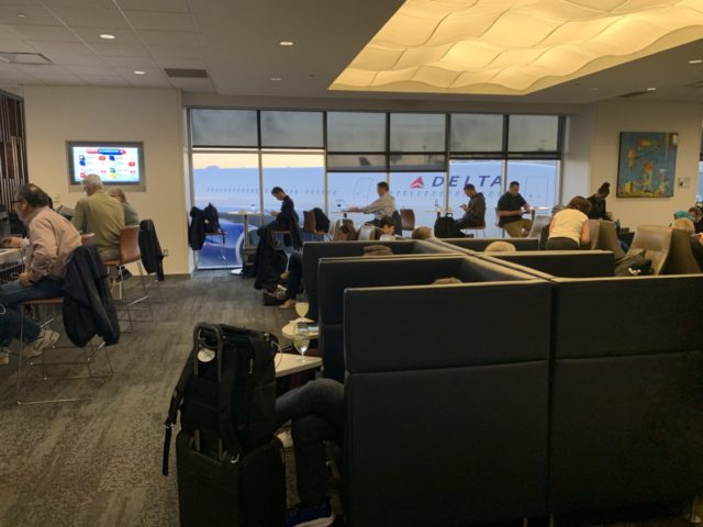 Review Delta Sky Lounge Atlanta - Concourse E nabij Gate E15