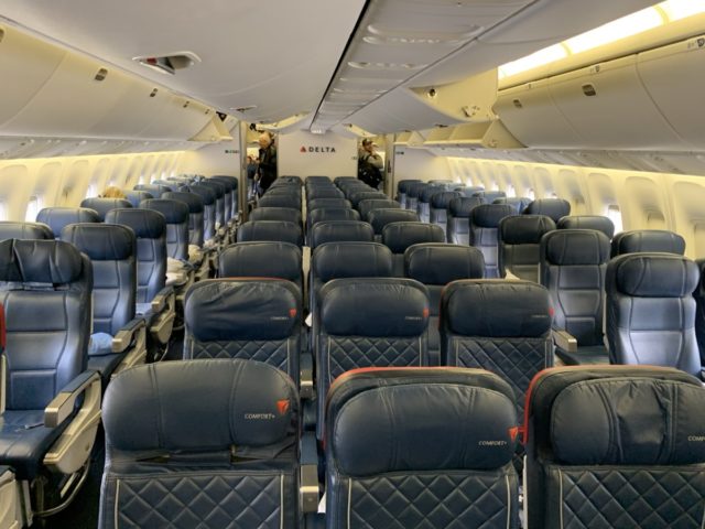 Review: Delta Boeing 767-400 Delta Comfort+ Atlanta - Düsseldorf