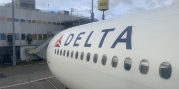 Review Delta Boeing 767-400 Delta Comfort Atlanta - Dusseldorf