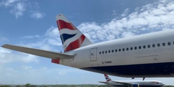 British Airways stript Boeing 777 voor Cargo