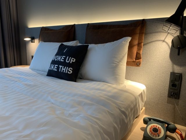 Review: Moxy Amsterdam Schiphol Airport