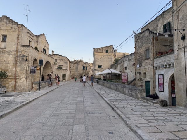 Van het eeuwen oude Matera tot de havenstad Brindisi, Italië