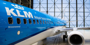 Boeing 737 van KLM staat in de hangar te Schiphol (Bron: KLM)