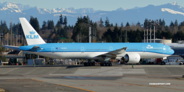 Nieuwe KLM Boeing 777 staat gereed voor aflevering