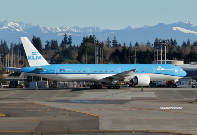 Nieuwe KLM Boeing 777 staat gereed voor aflevering