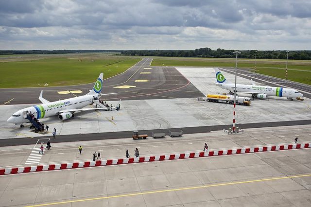 Toestellen van Transavia op de luchthaven van Groningen (Bron: Groningen Airport)