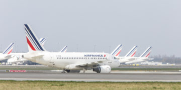 Airbus A318 van Air France op de landingsbaan (Bron: Air France)