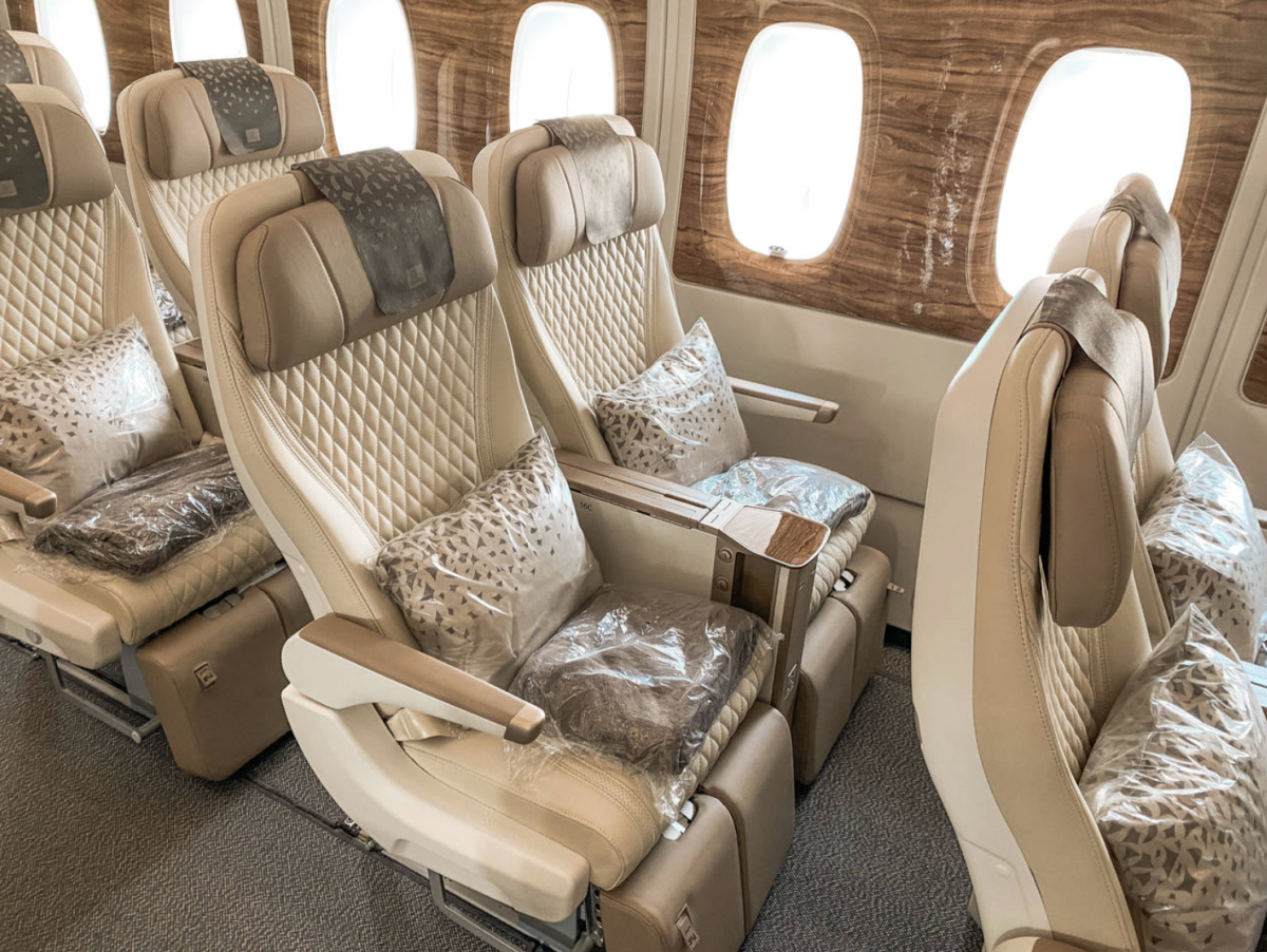 emirates premium economy